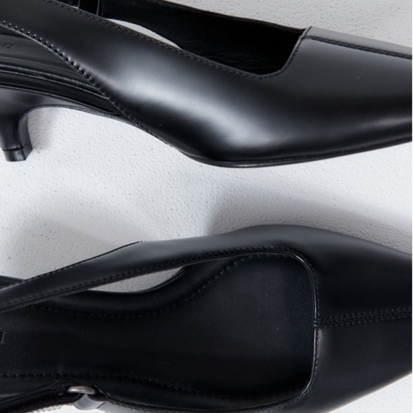 742. ST. AGNI Utility Sling Back Heel Black Leather $585 EUC Sz 40 - Picture 9 of 13